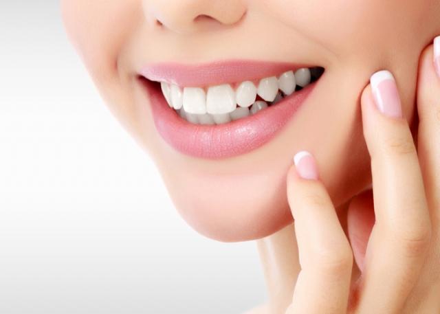 Does Teeth Whitening Hurt or Cause Sensitivity?
